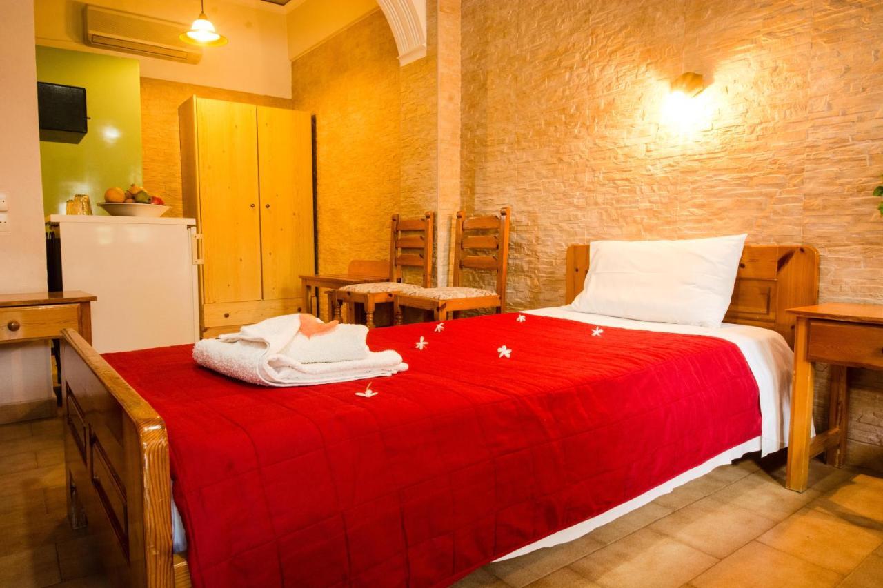 Dimitris Villa Hotel Matala  Exterior photo